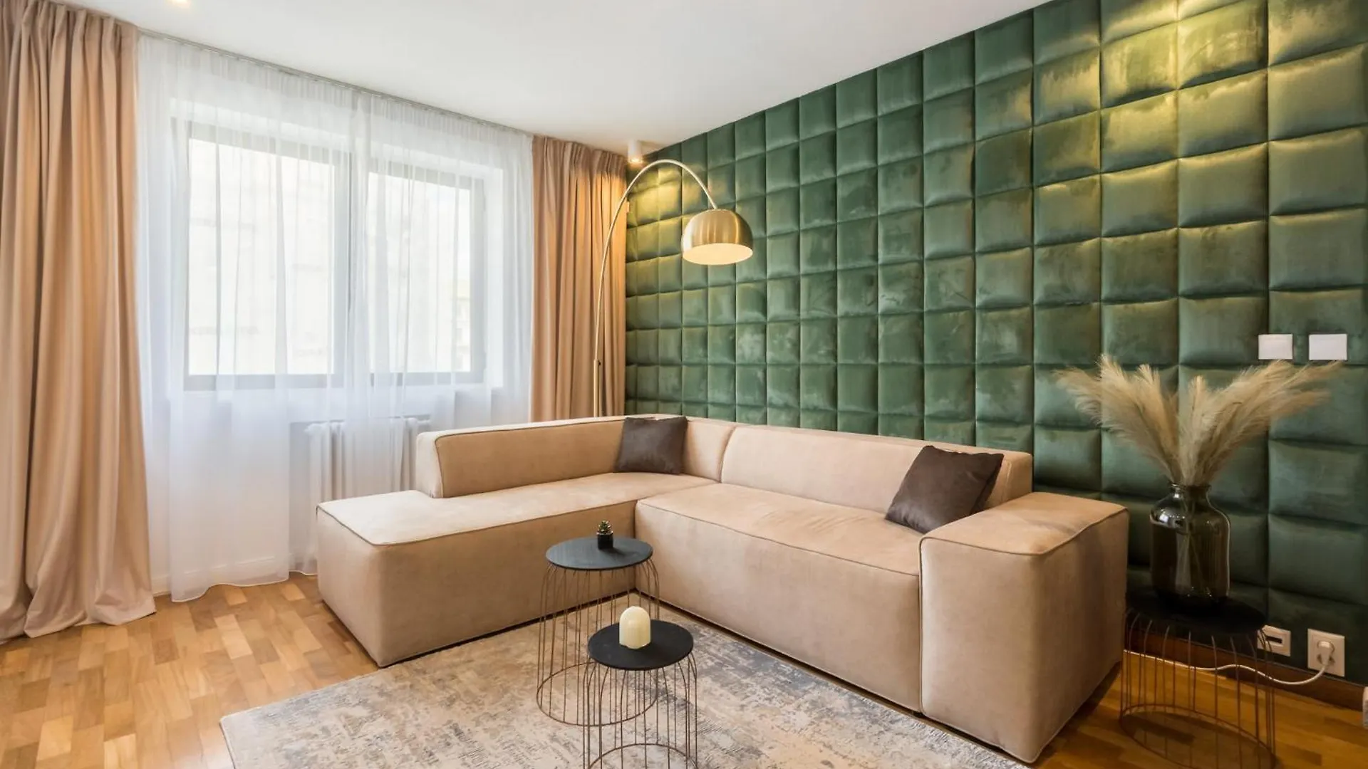 The Artist Center Apartment Bucharest Romania